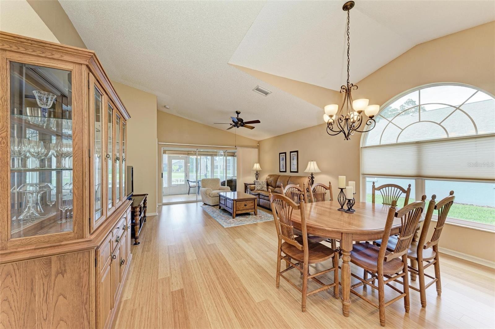 4936 LINSEY CT
