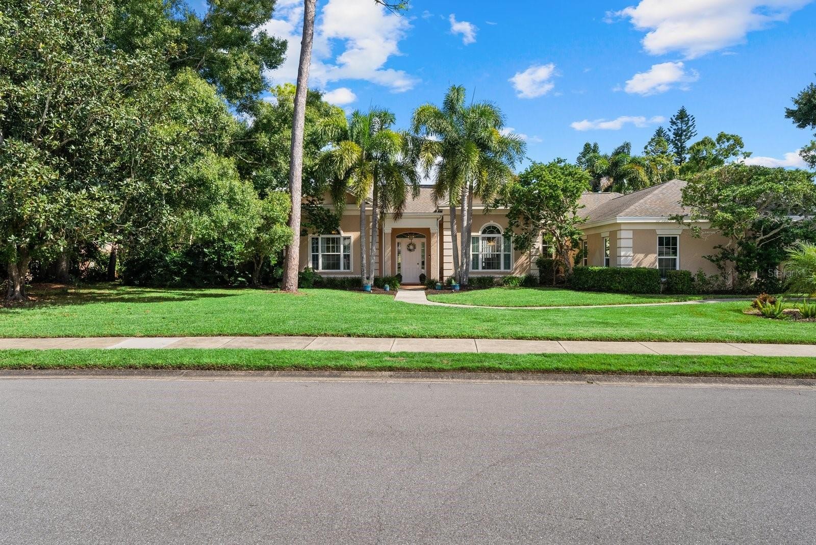 7303 WEEPING WILLOW DR