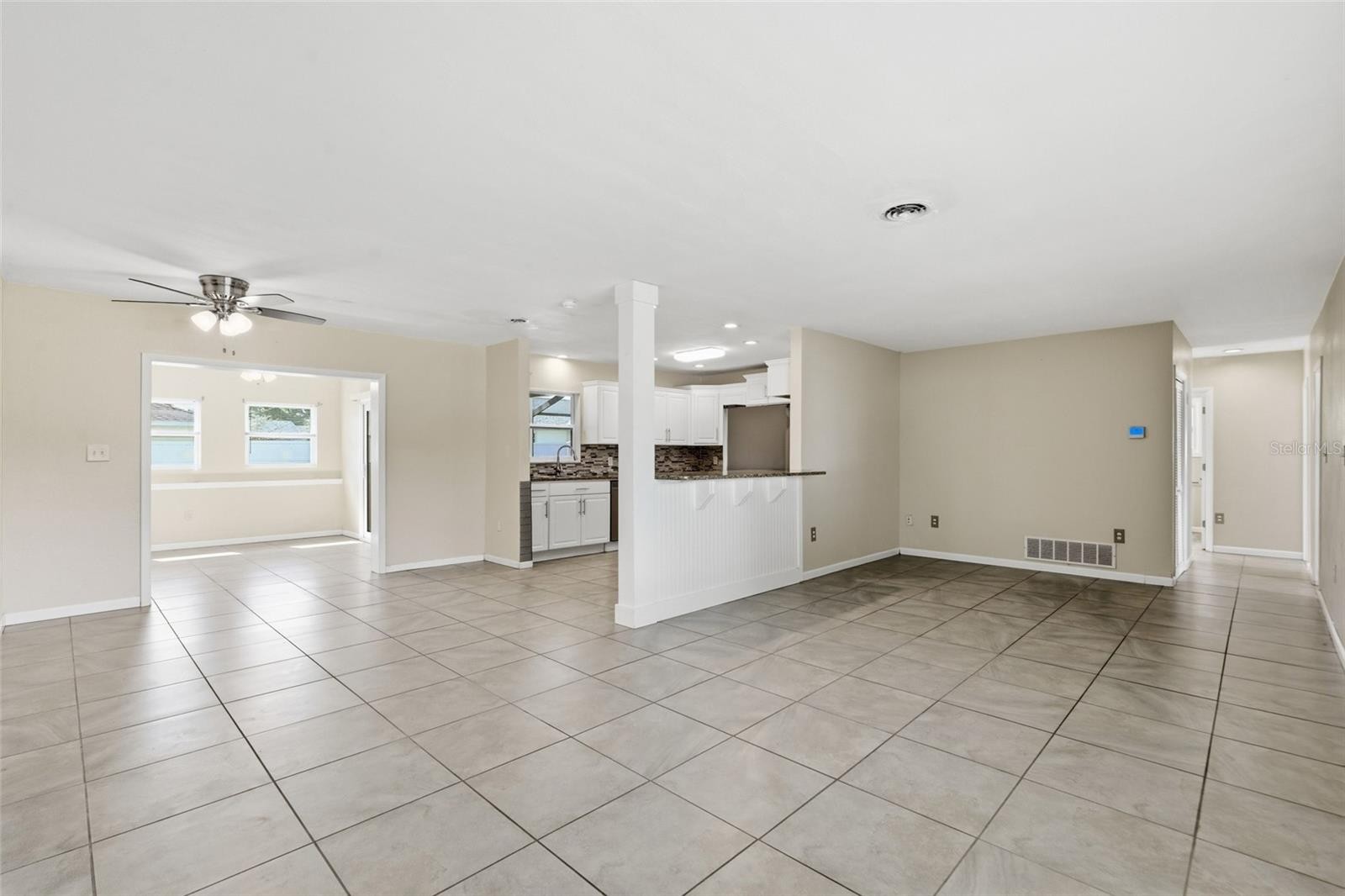 1015 FUNDY RD