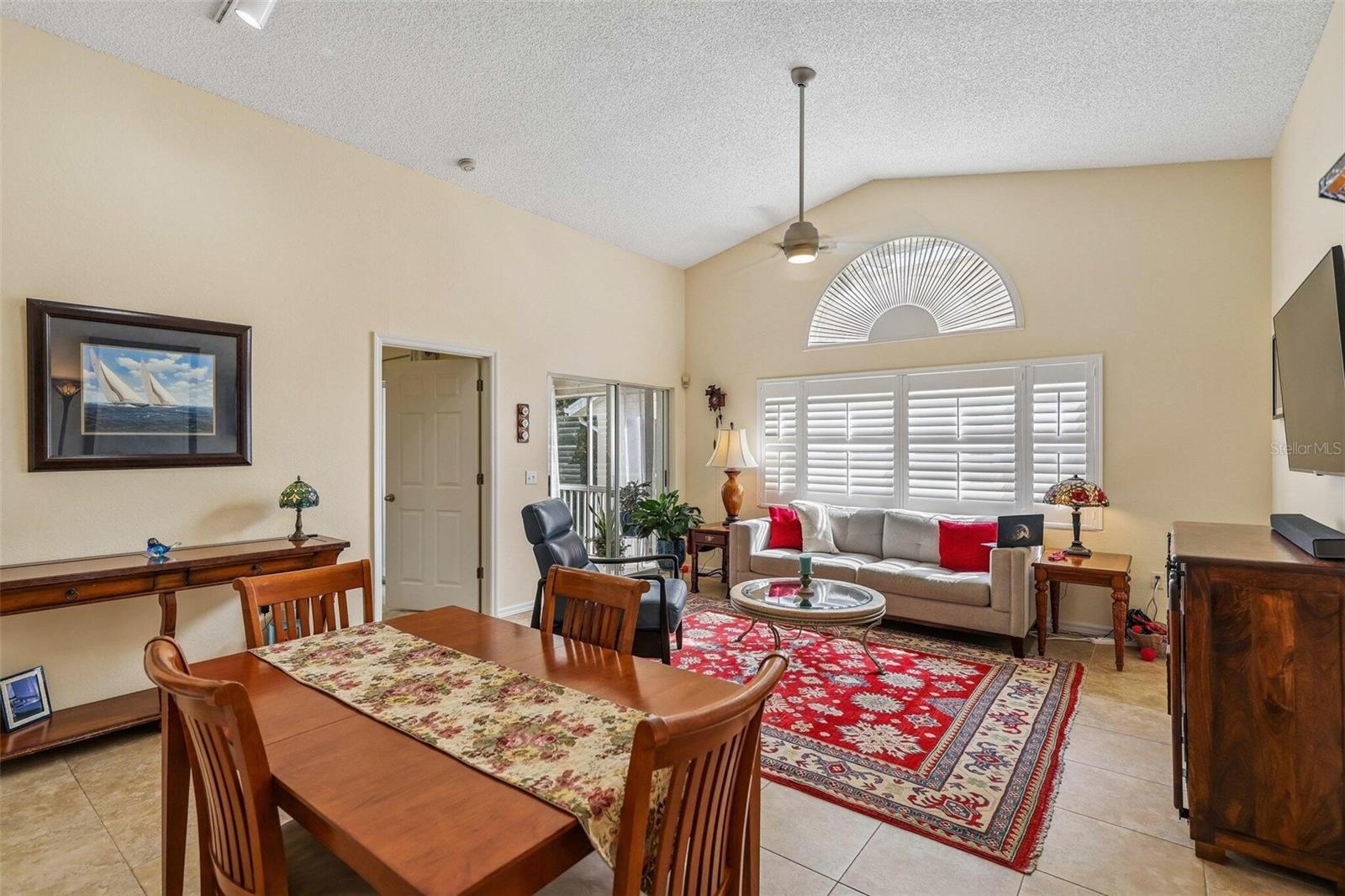 7266 ELEANOR CIR #203