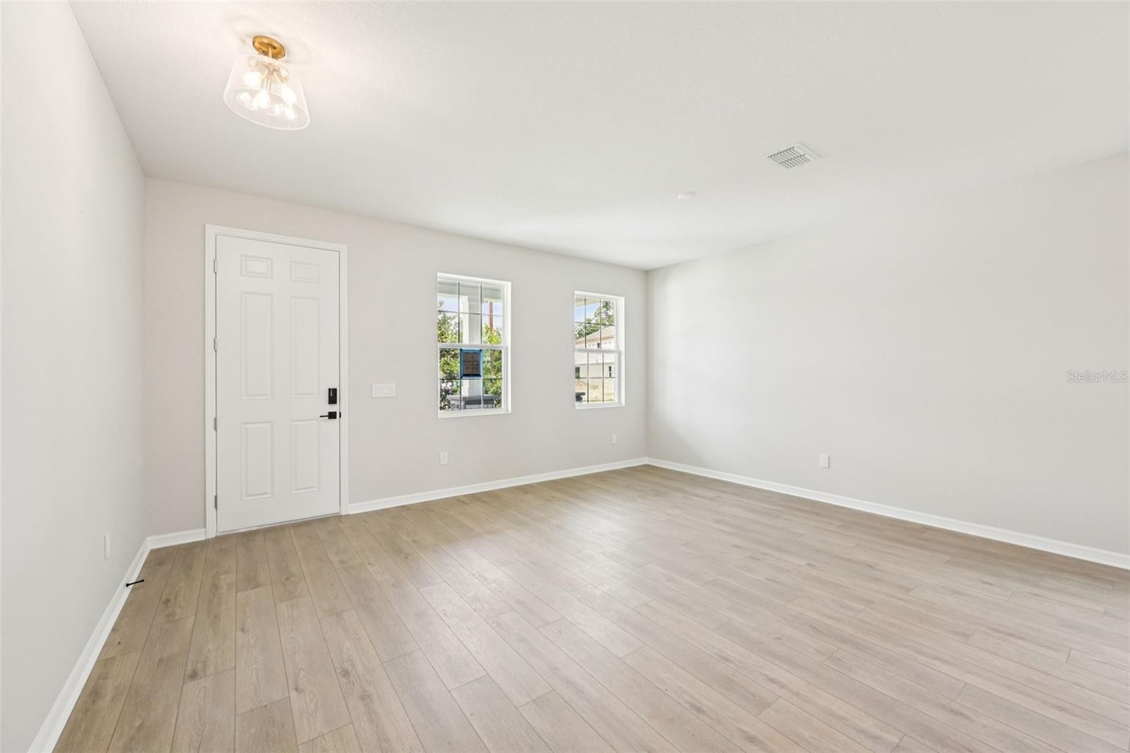 10030 HIDDEN HAMMOCK LOOP