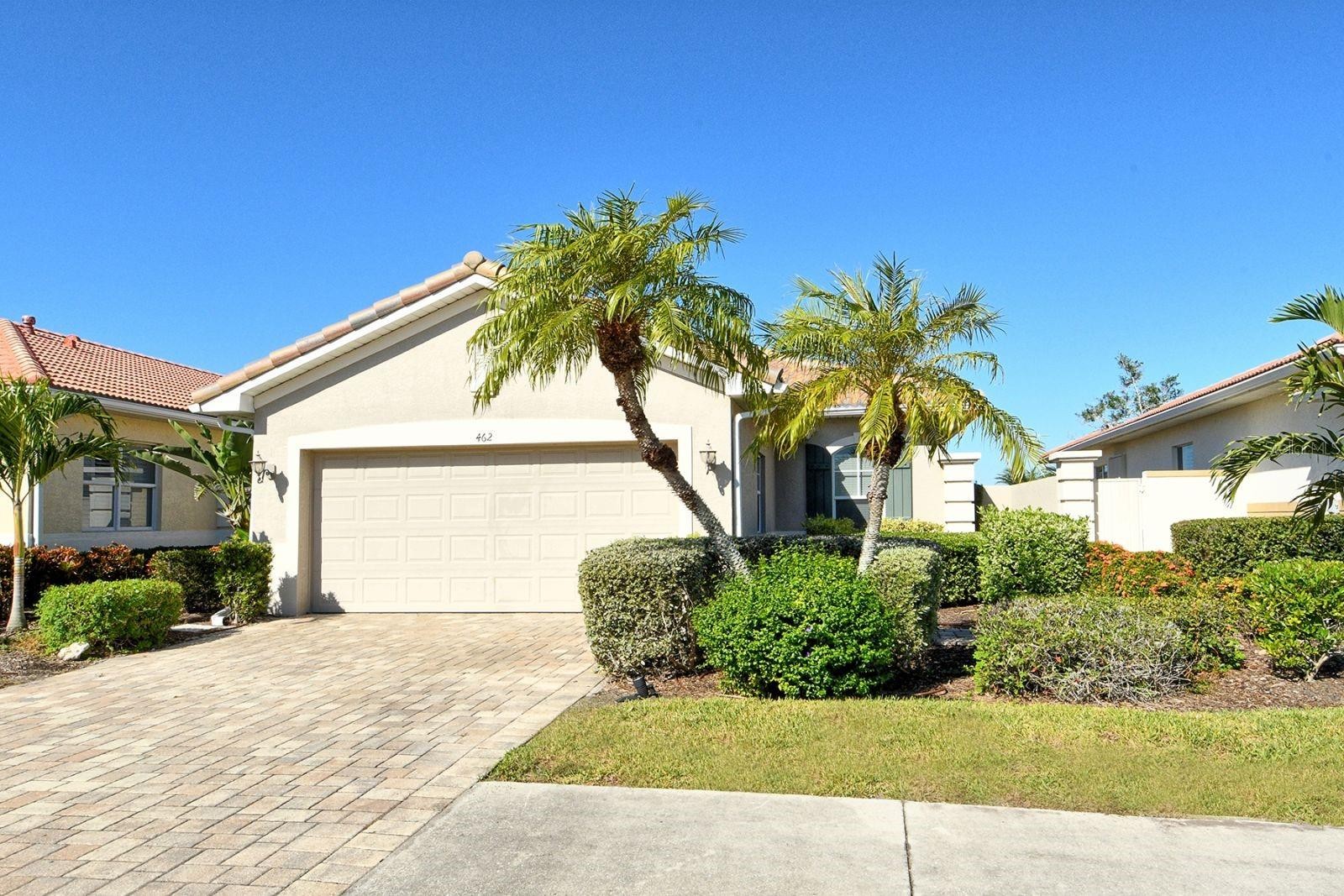 462 MONTELLUNA DR #4