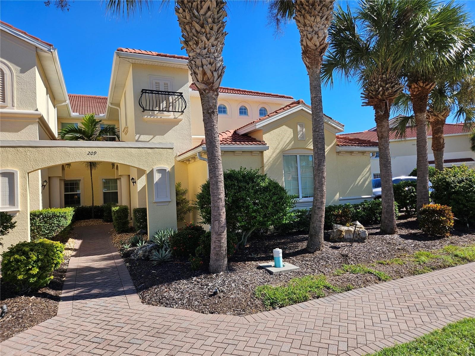 209 BELLA VISTA TER #43D