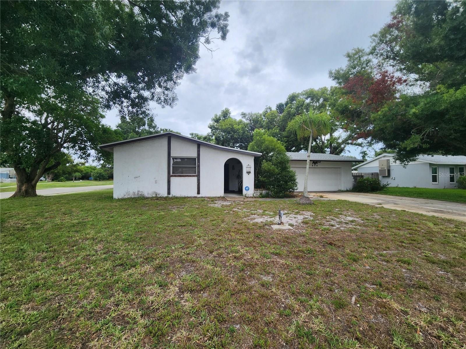 848 PONDEROSA PINE LN