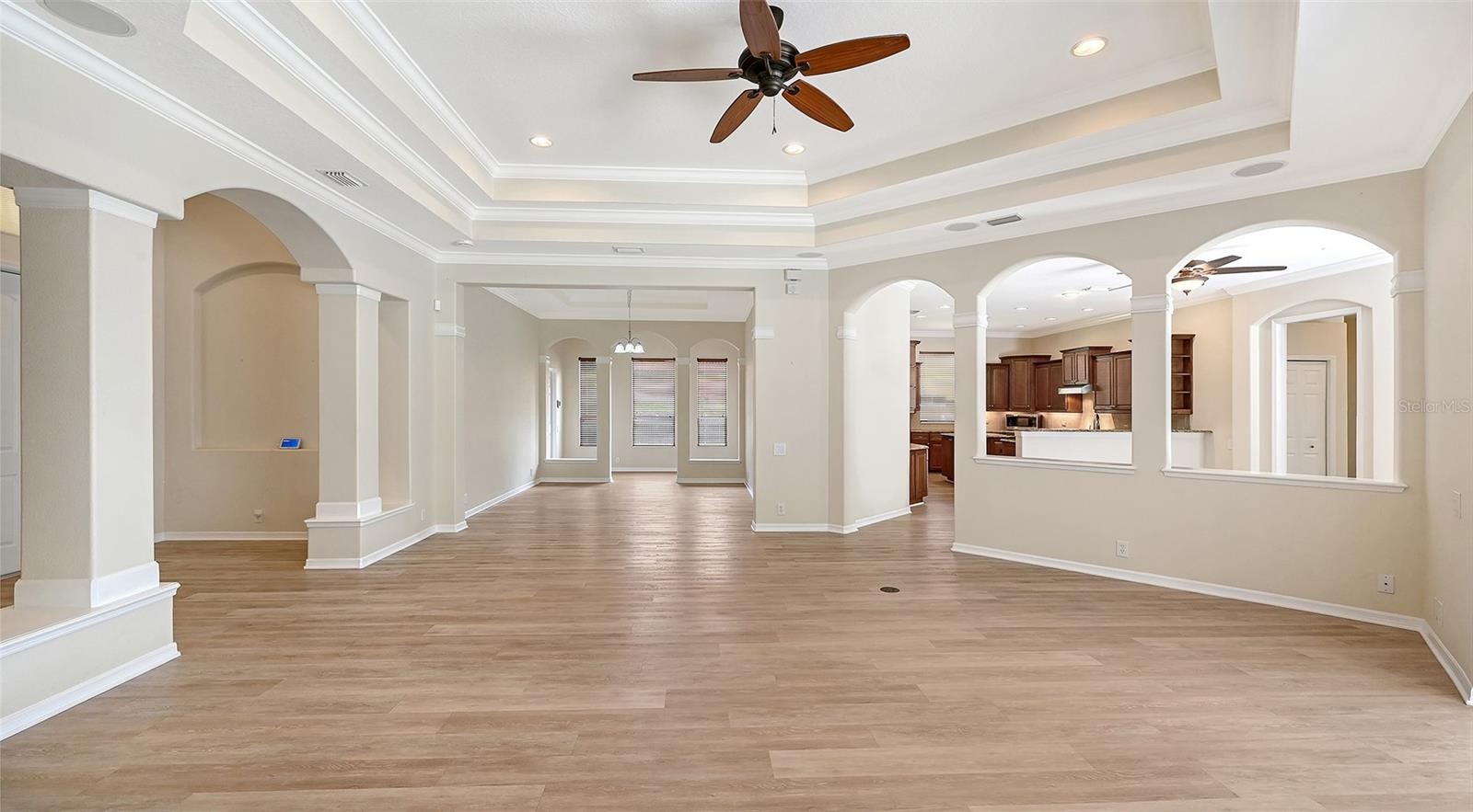 13112 PEREGRIN CIR