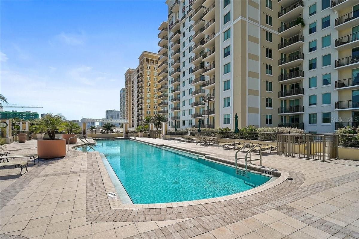 800 N TAMIAMI TRL #203
