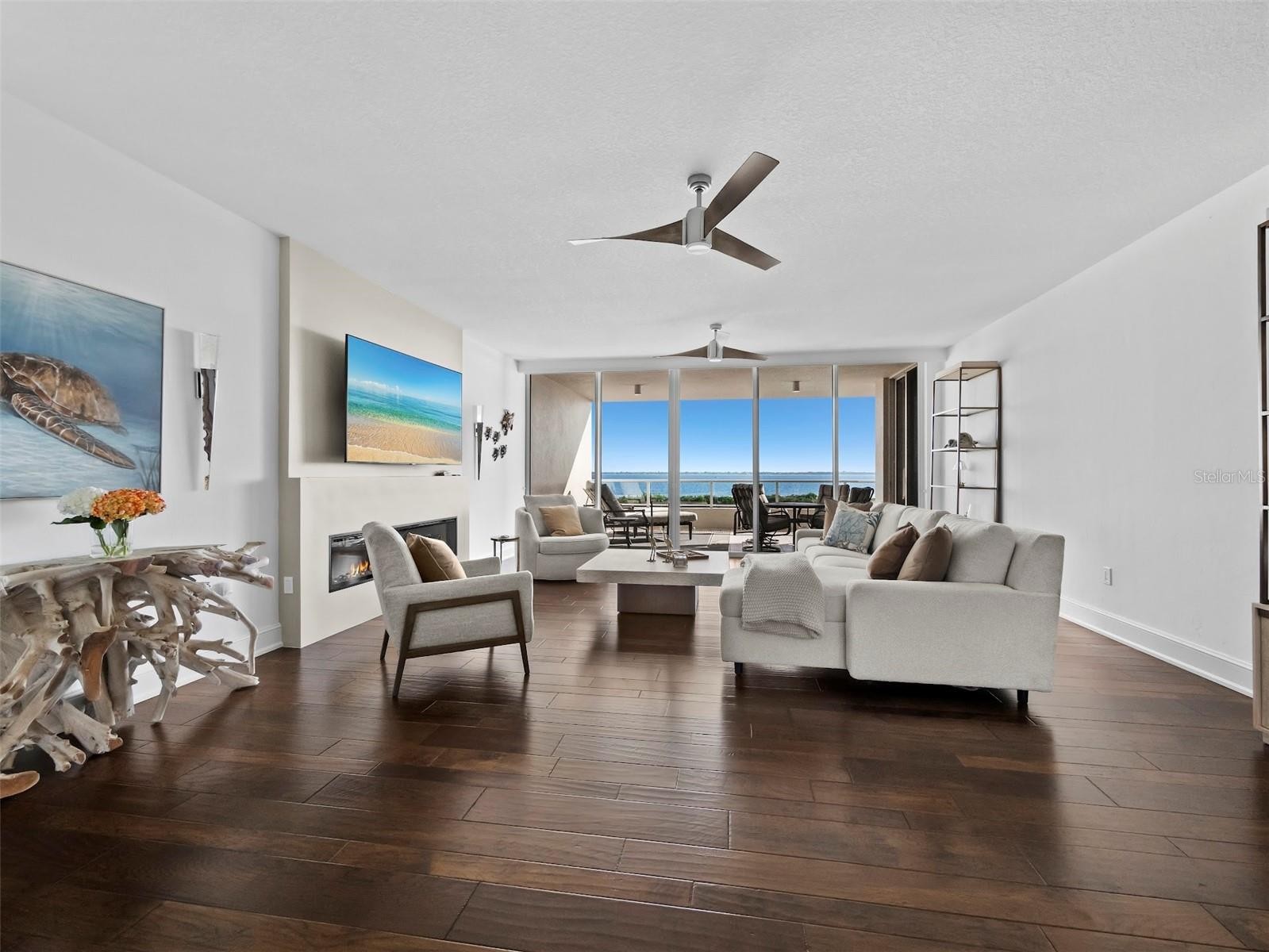 3060 GRAND BAY BLVD #124