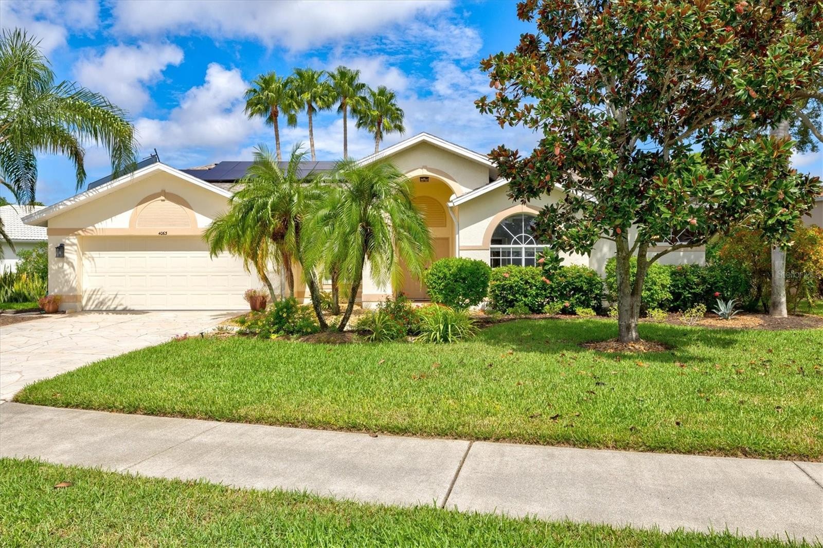 4063 Westbourne Cir Sarasota Florida 34238