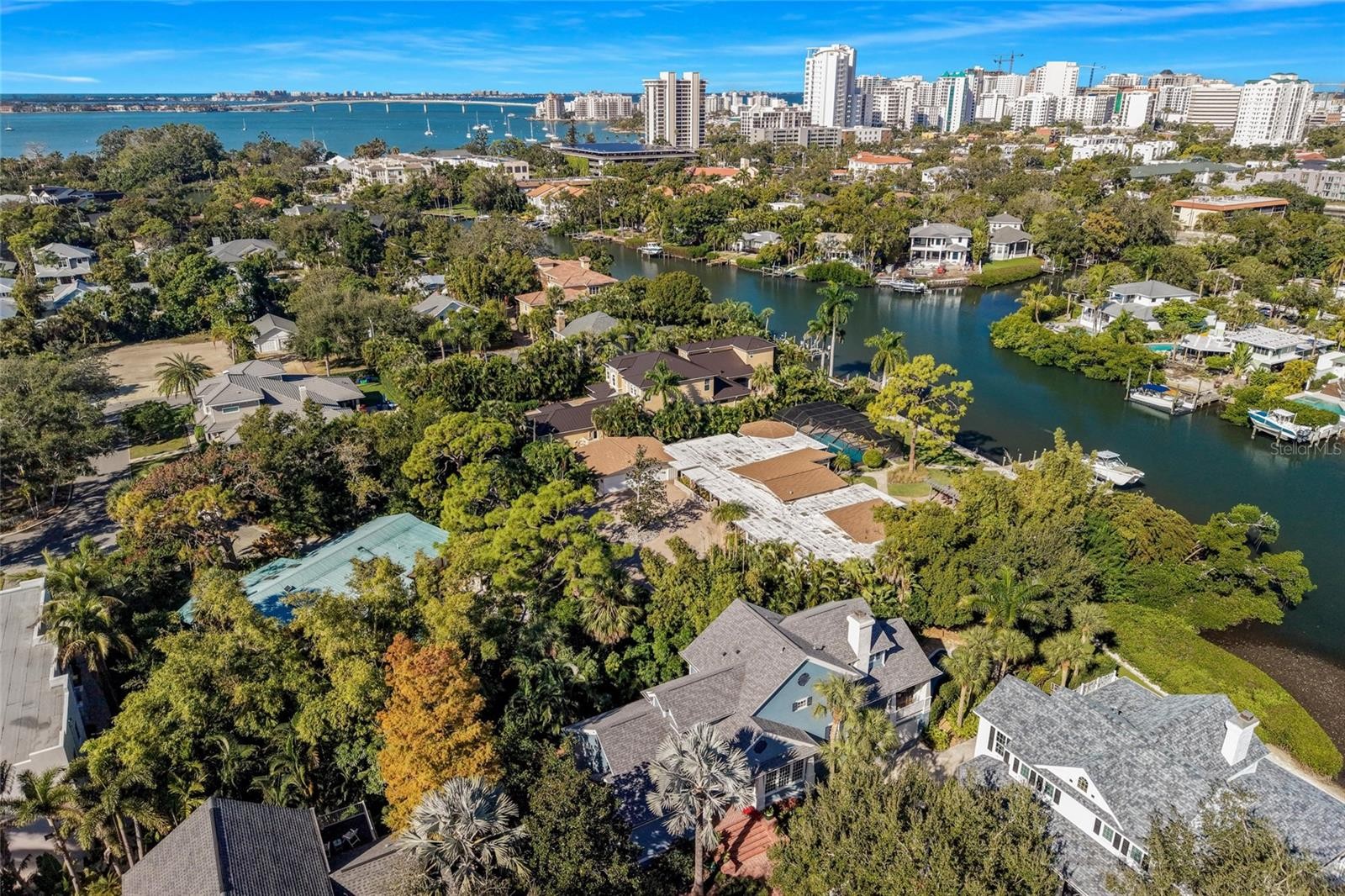 1749 LINCOLN PARK CIR
