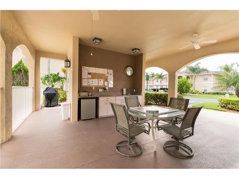 5800 SABAL TRACE DR #504