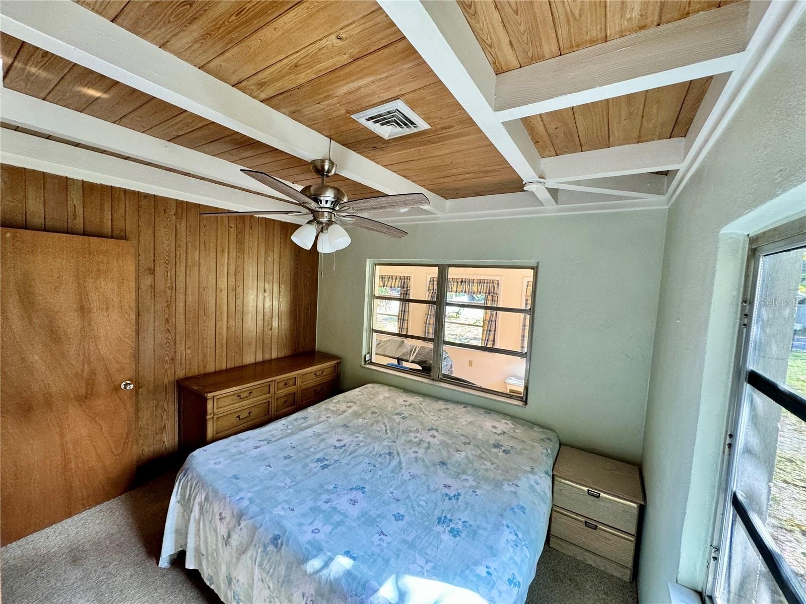 4306 GLORY PL