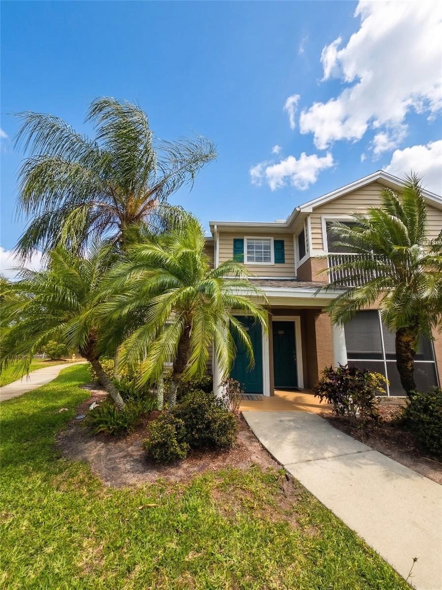 8905 MANOR LOOP #205