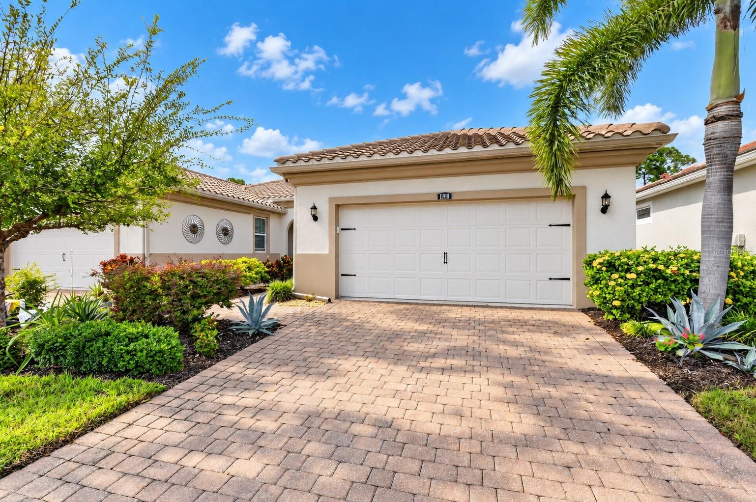 11910 TAPESTRY LN