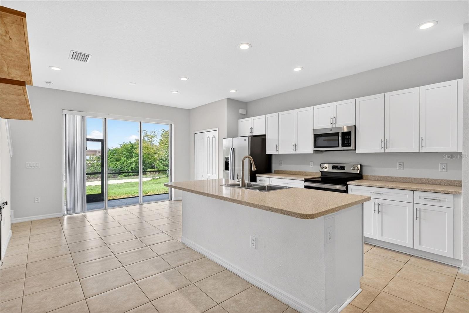 8667 CANYON CREEK TRL