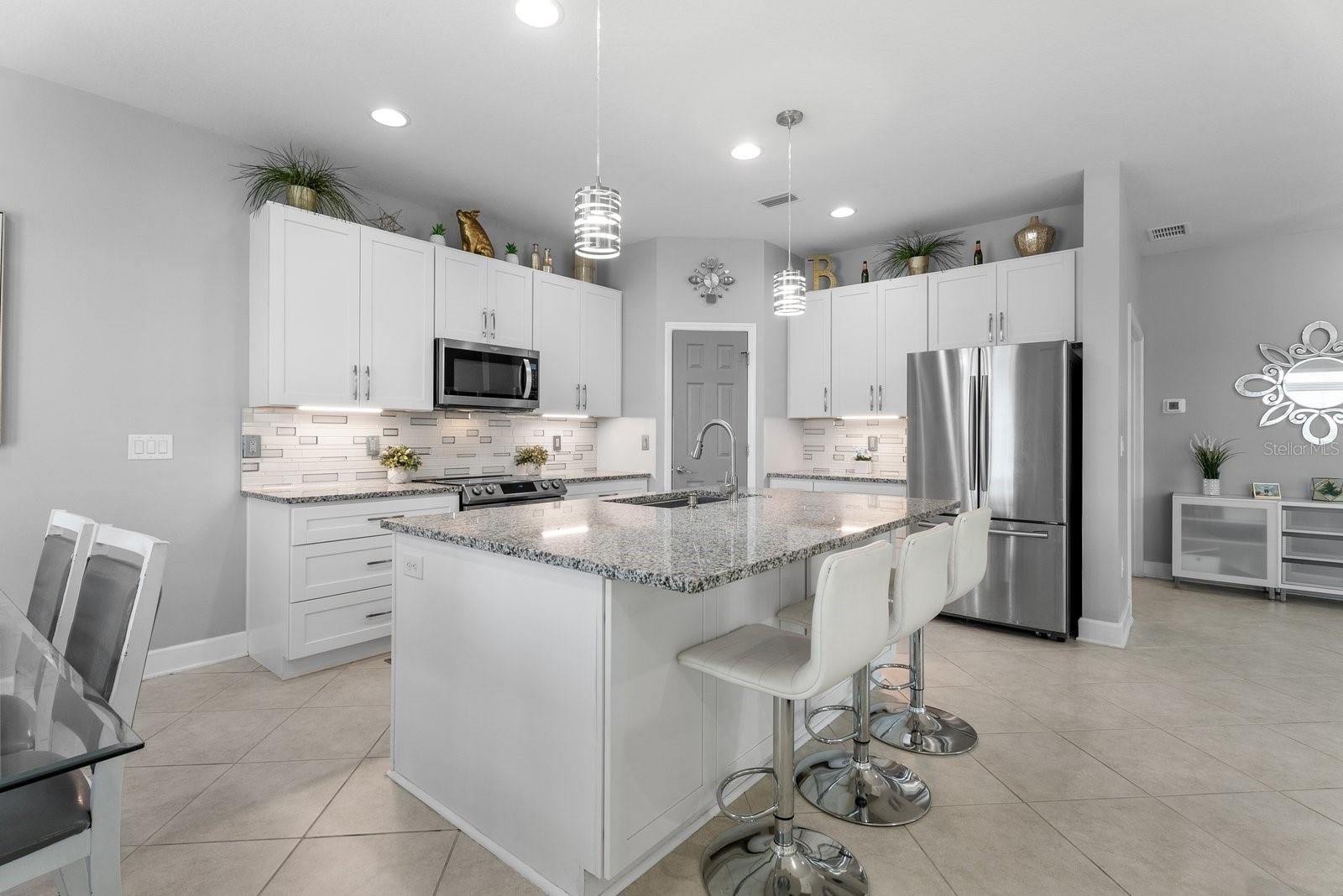 8430 NANDINA DR