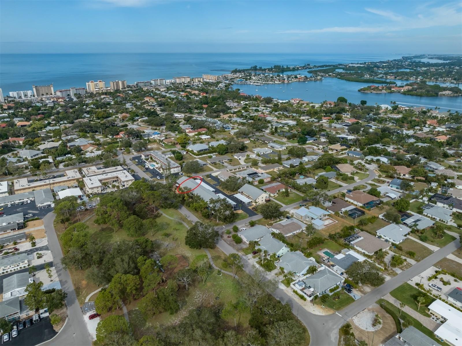 533 PARKDALE MEWS #533