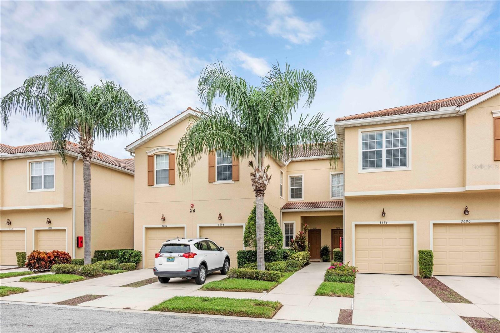 3698 PARKRIDGE CIR #26-104