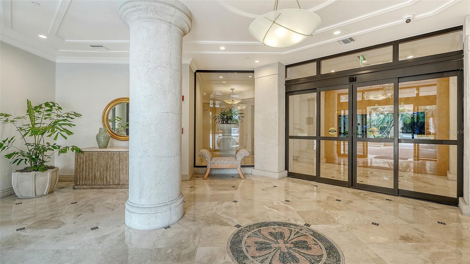 1281 GULF OF MEXICO DR #111