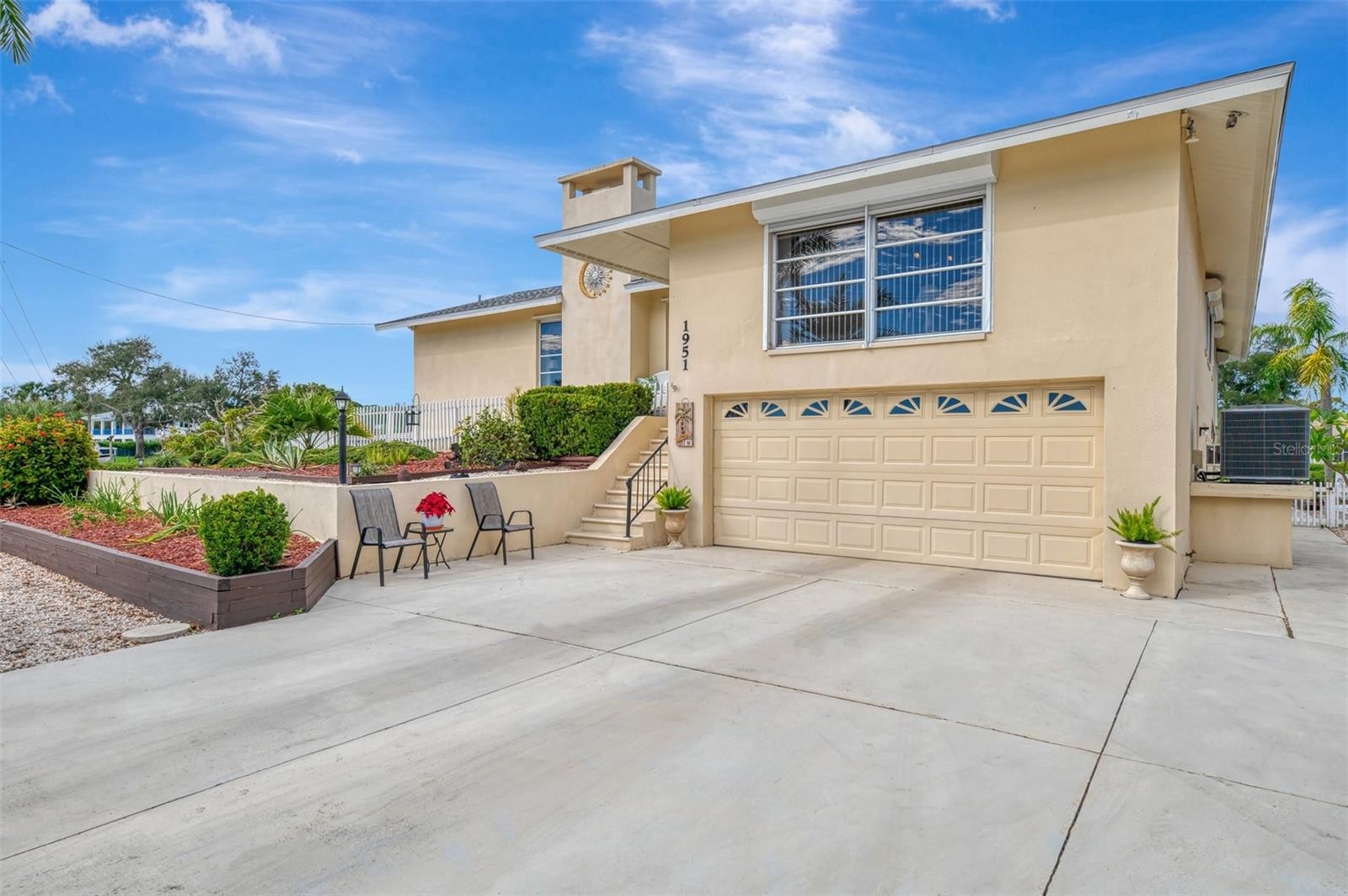 1951 SAN REMO POINT DR