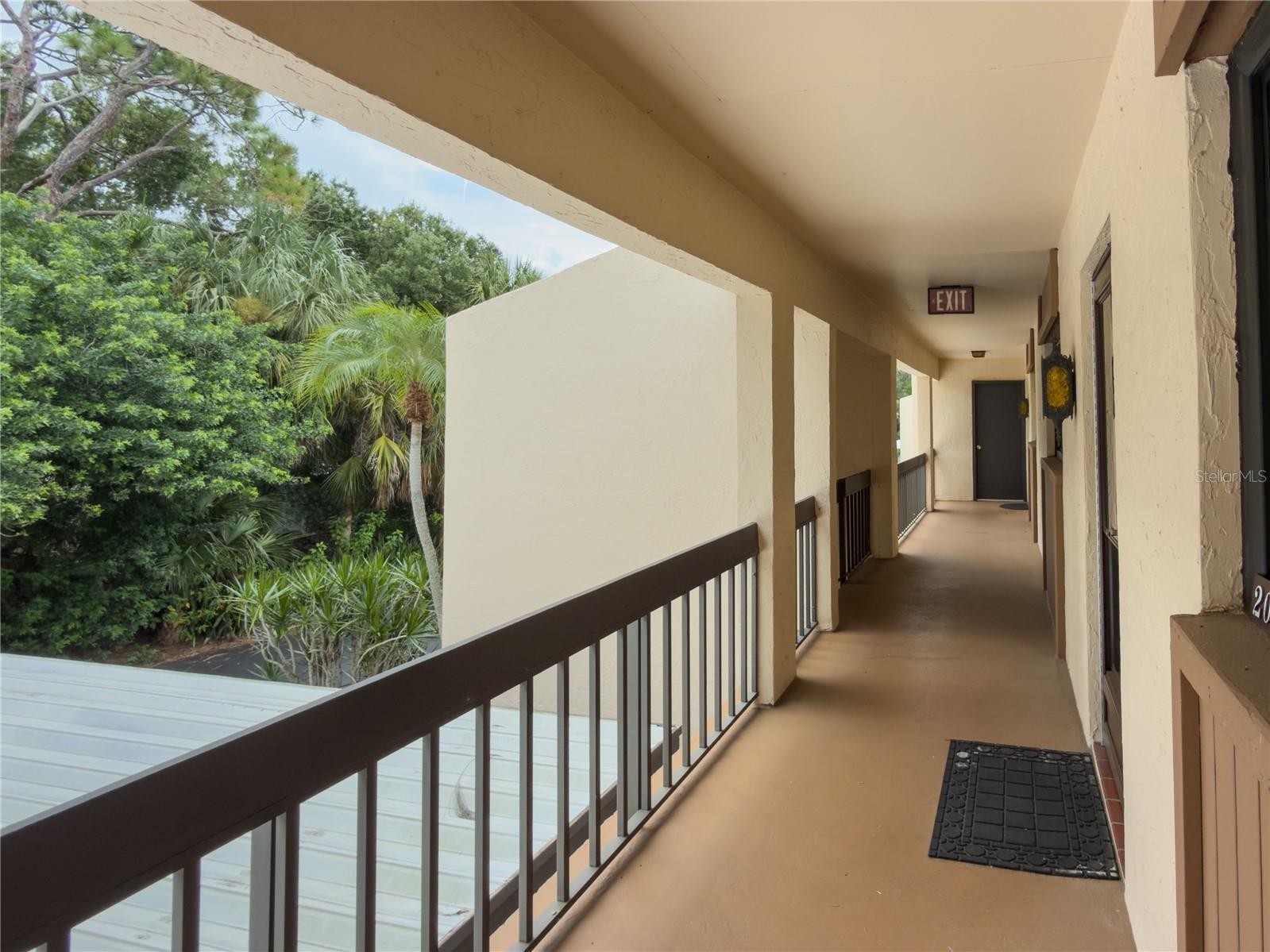 2448 CLUBHOUSE DR #202