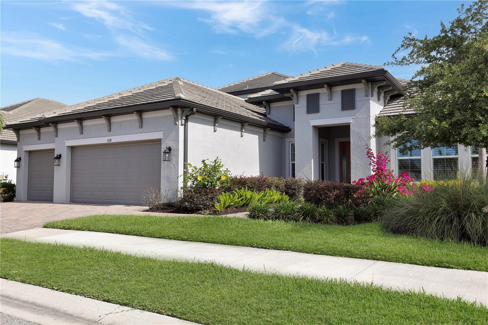 6133 LUNGO LAGO DR