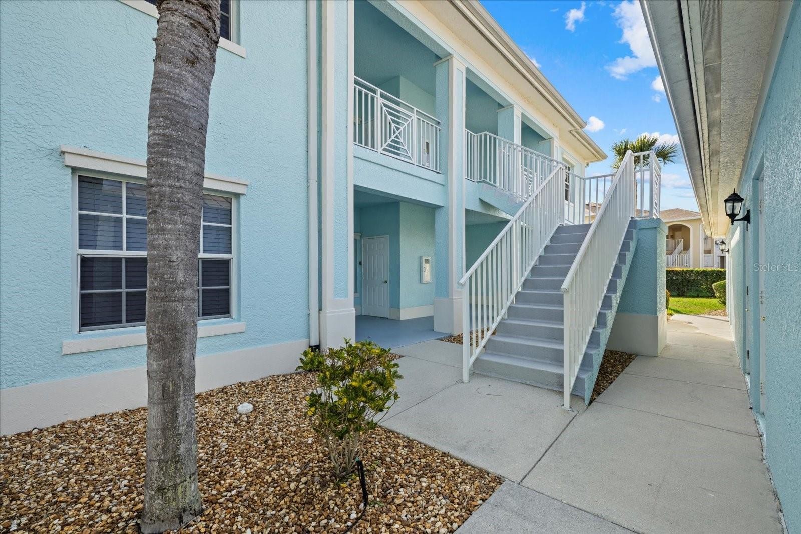 5766 SABAL TRACE DR #203