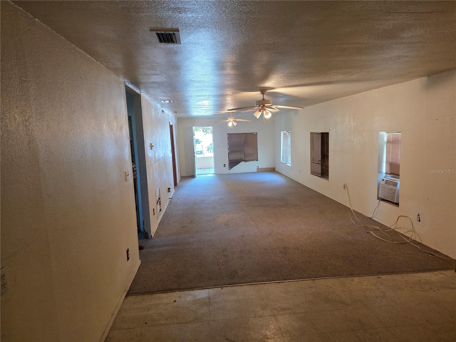 210 12TH ST W