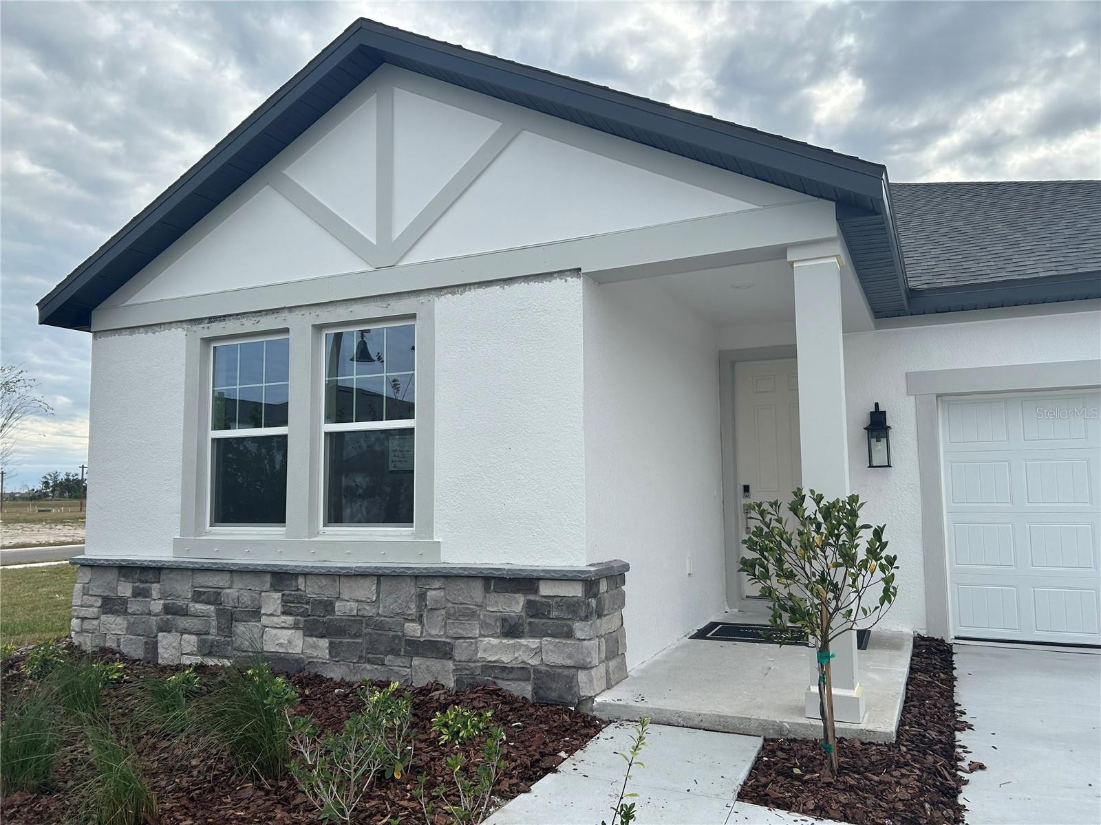 10049 HIDDEN HAMMOCK LOOP