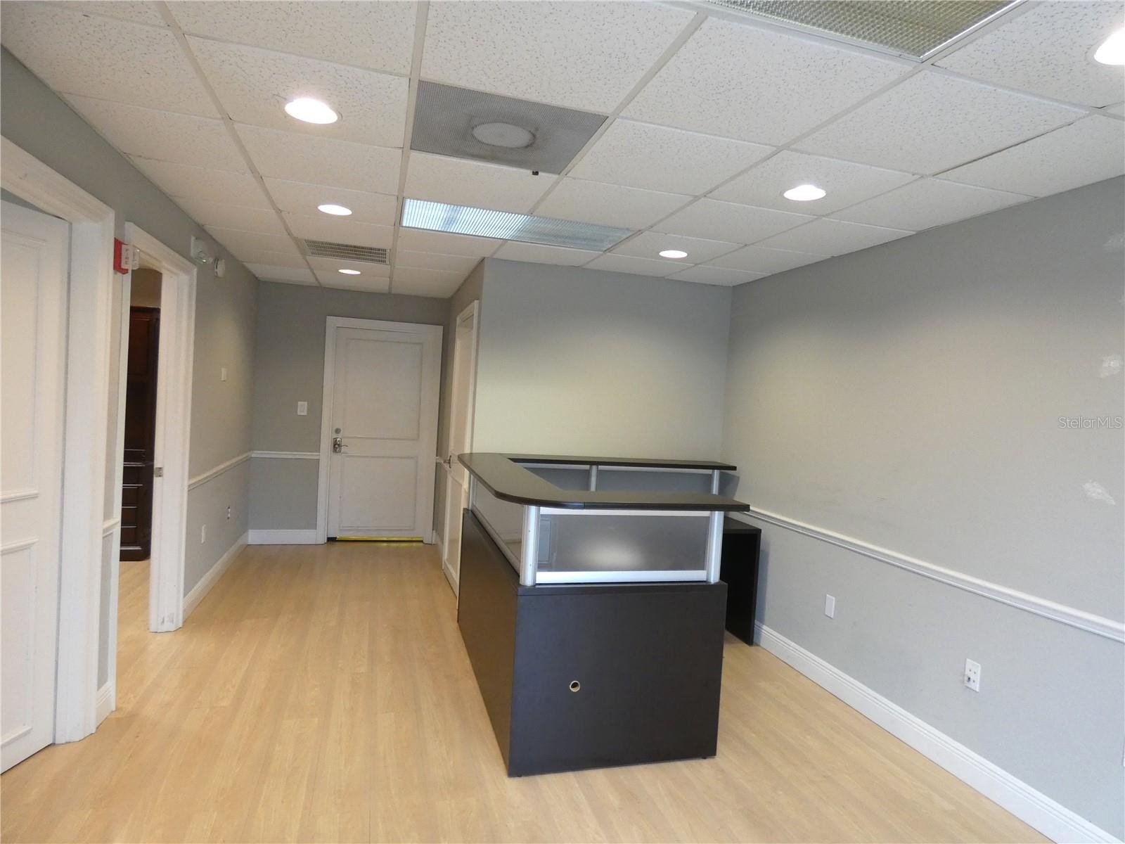 1882 PORTER LAKE DR #103