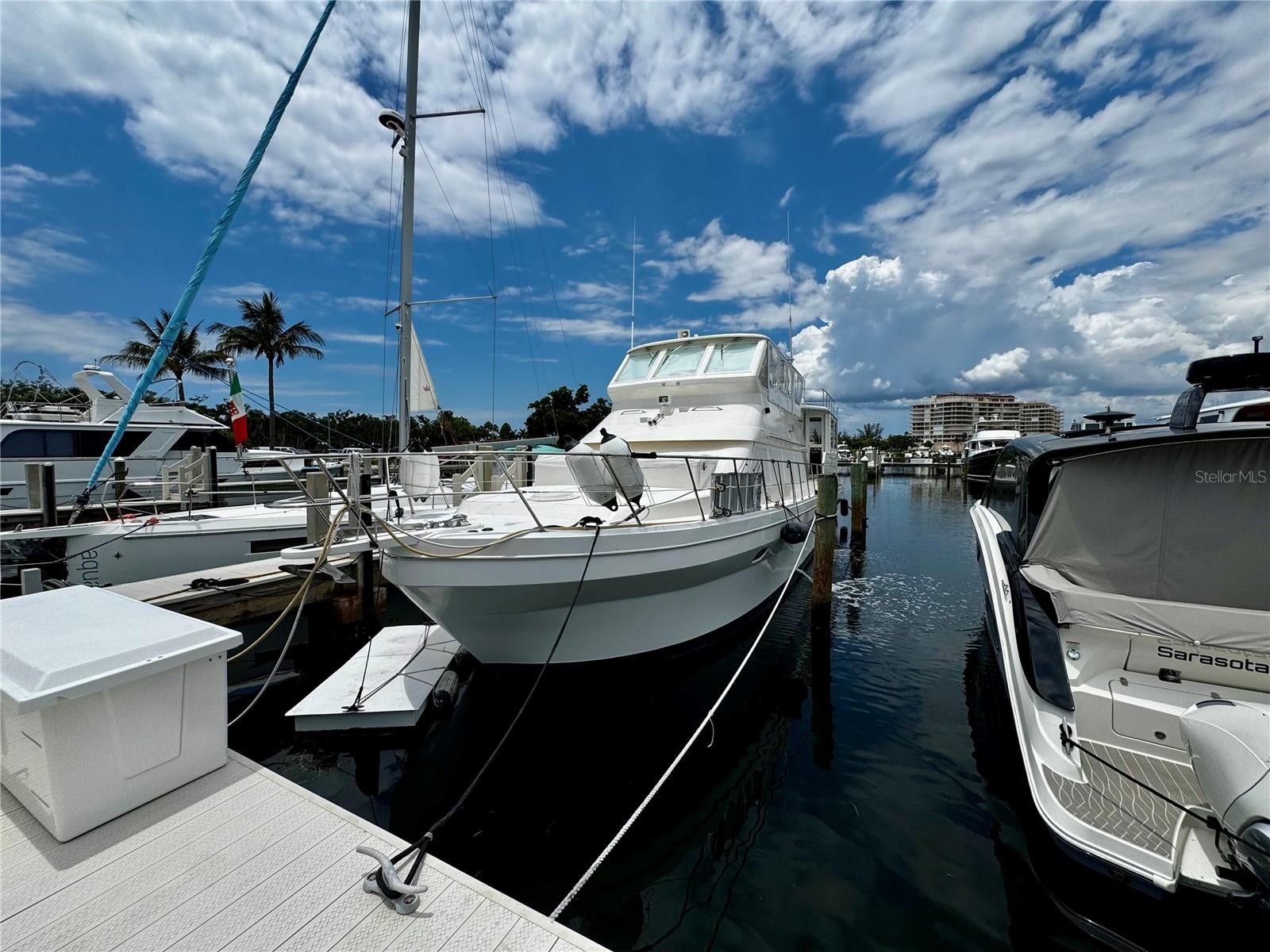 2600 HARBOURSIDE DR #C11