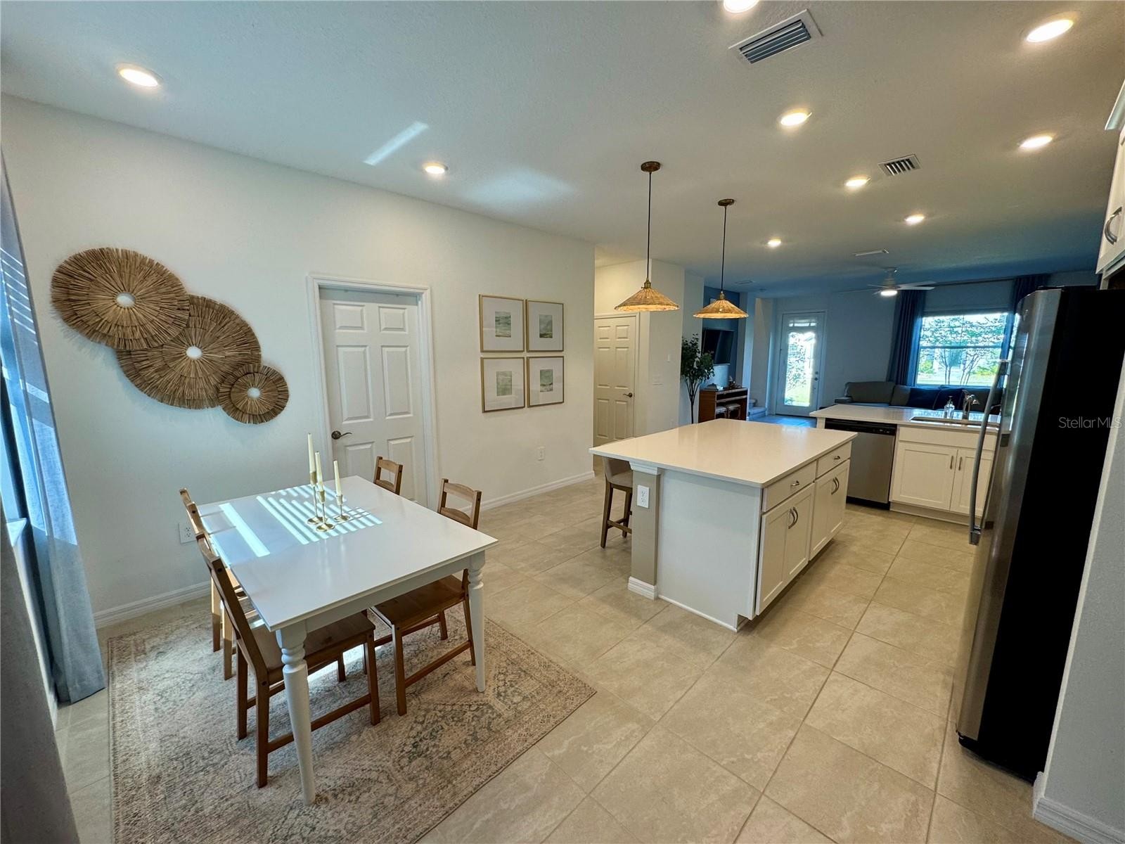 1908 SWIVEL LN