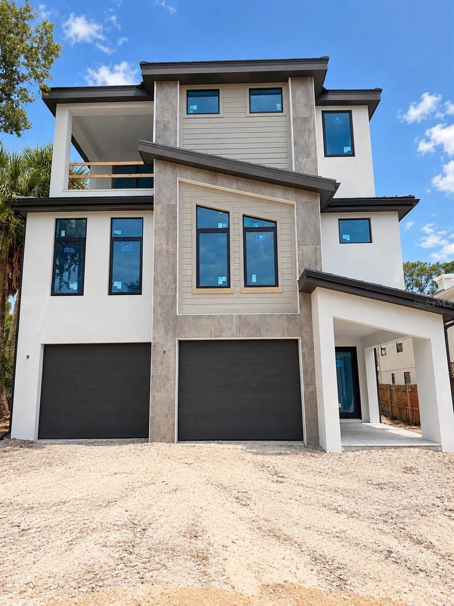 4903 COMMONWEALTH DR