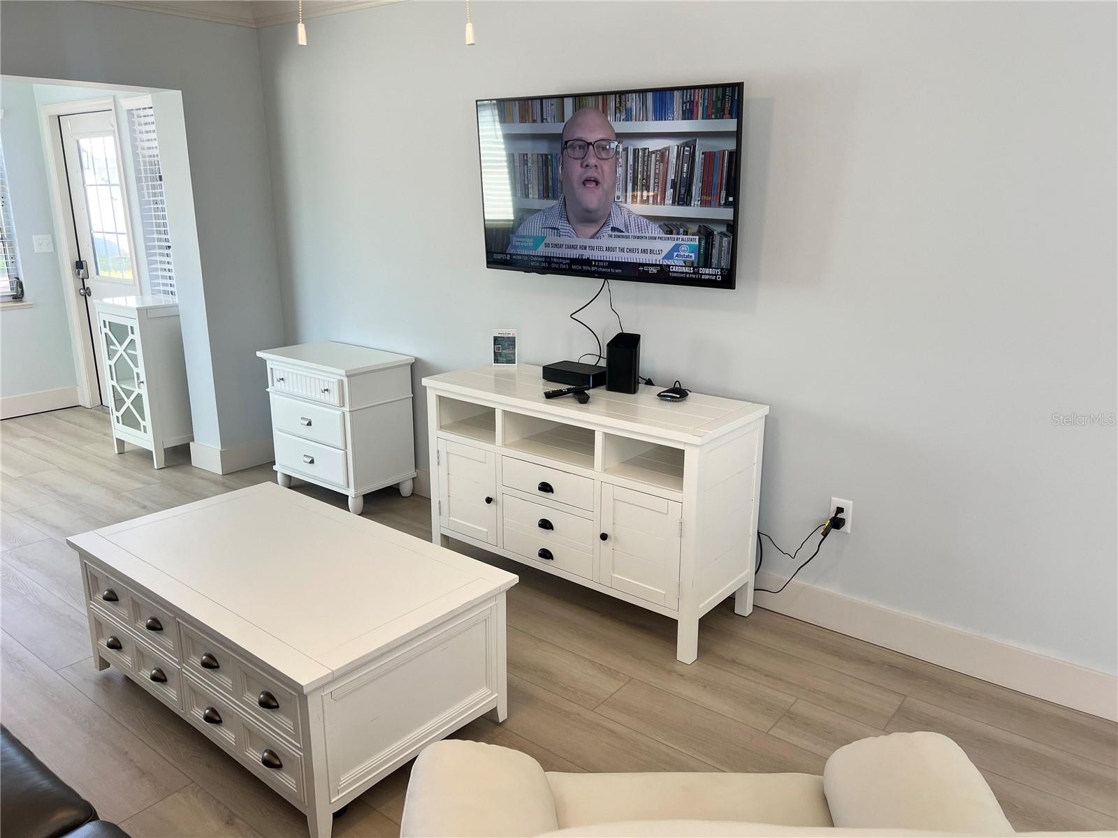 6020 MIDNIGHT PASS RD #32