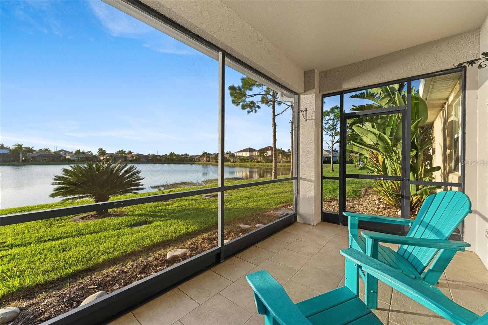 2216 WEAVER BIRD LN