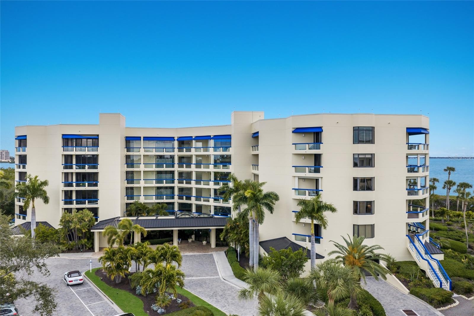 2120 HARBOURSIDE DR #628