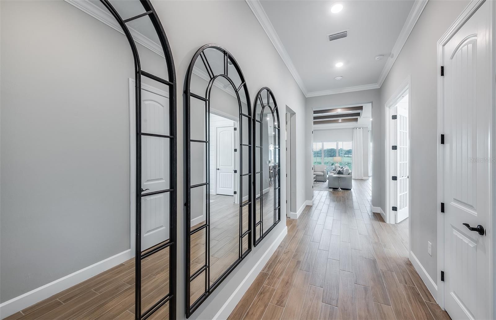 26700 SANDY BREEZE DR