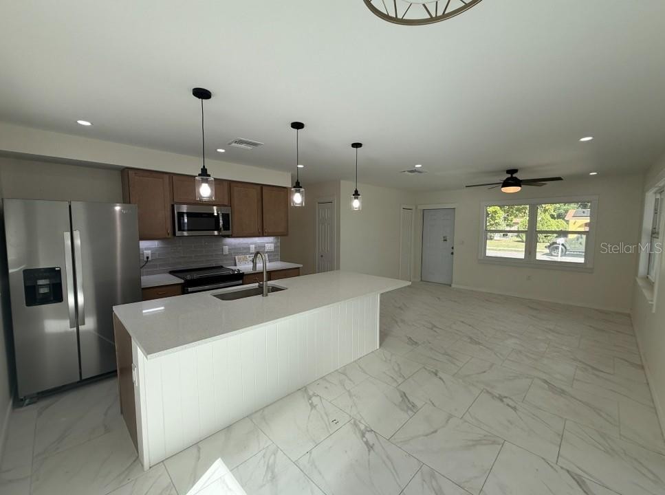 1809 5TH AVE W