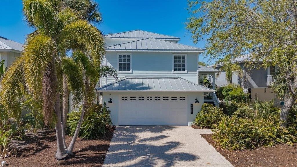 4922 COMMONWEALTH DR