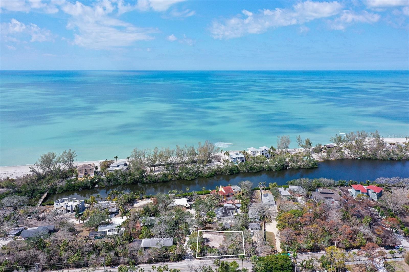 8504 HERON LAGOON CIR