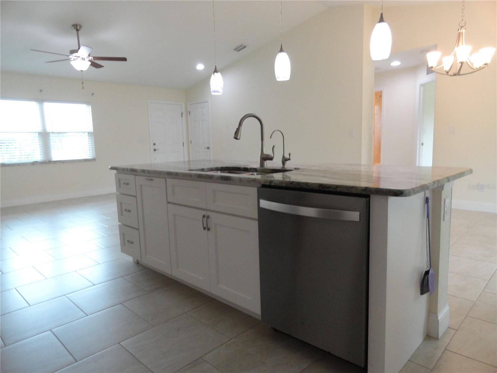 2580 VOGLER LN