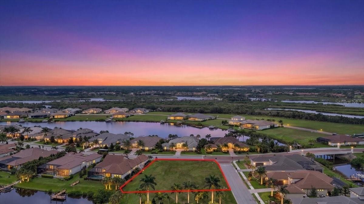 11404 HARBOURSIDE LN