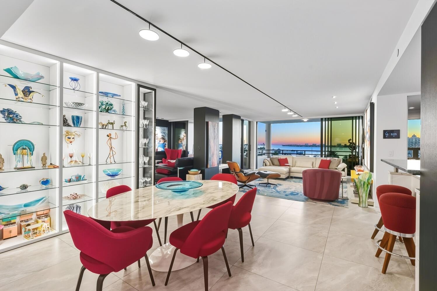 1255 N GULFSTREAM AVE #607