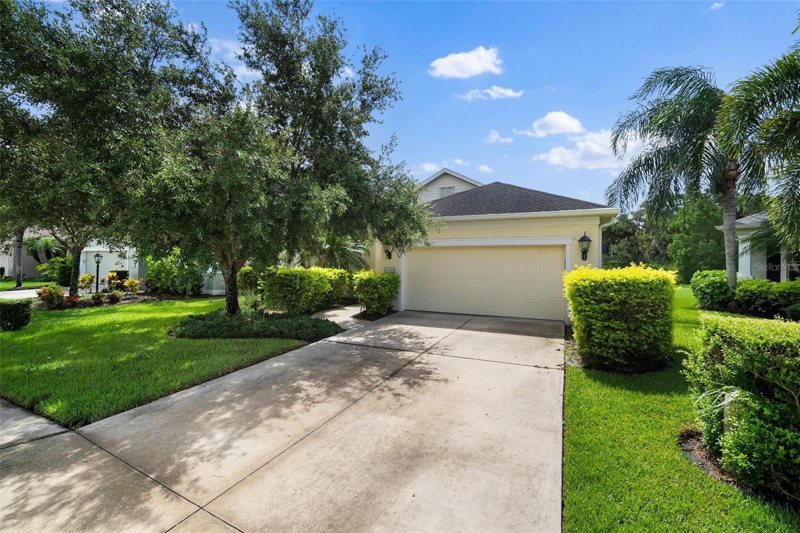 4708 Woodbrook Dr Sarasota Florida 34243