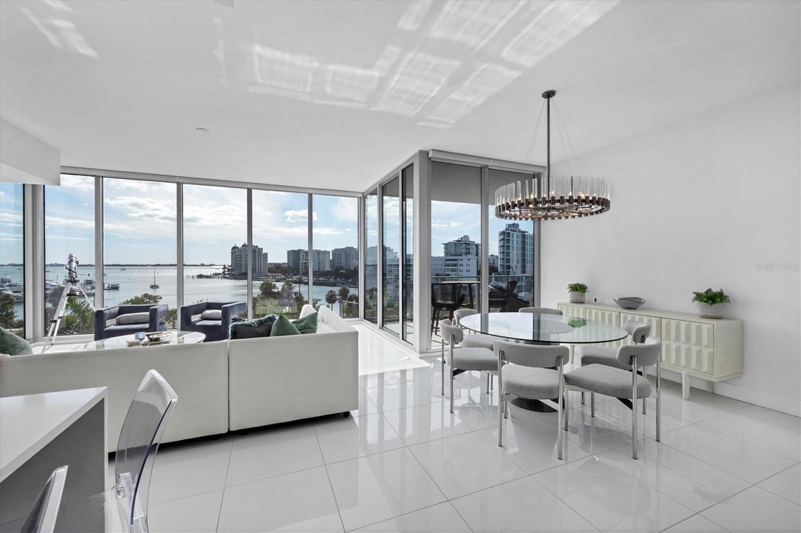 1155 N GULFSTREAM AVE #404