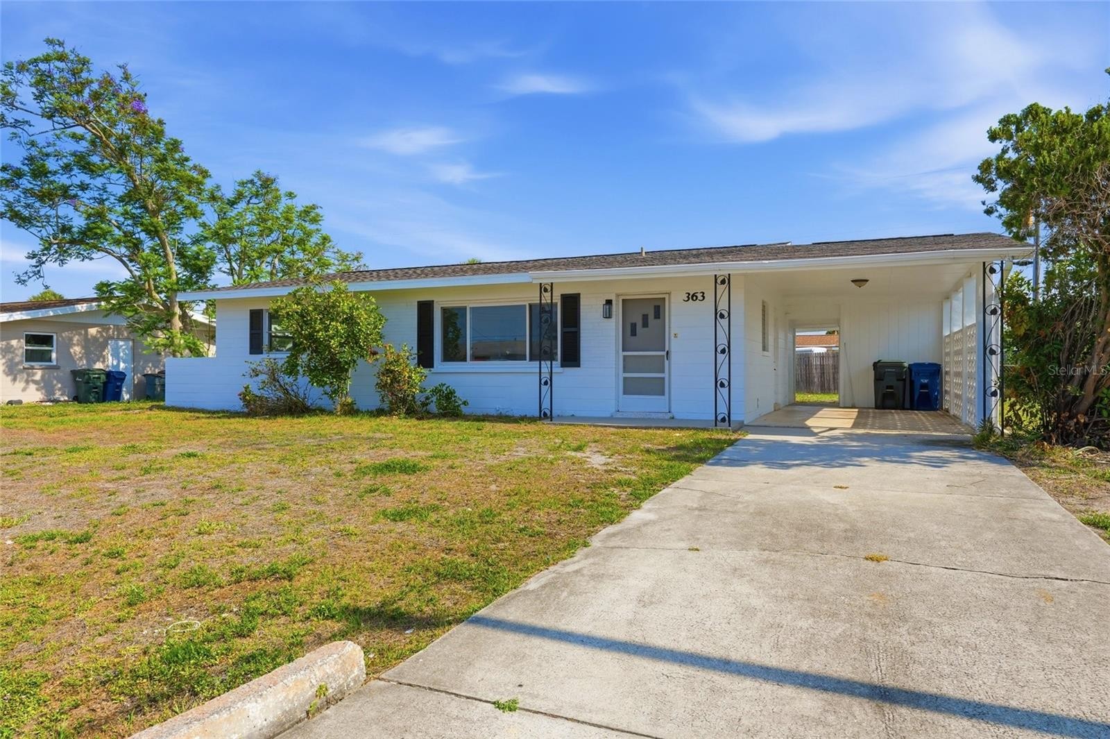 363 GLEN OAK RD
