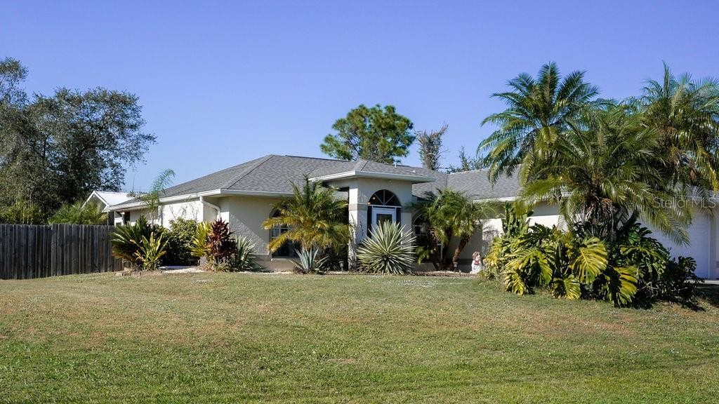 3357 N CHAMBERLAIN BLVD