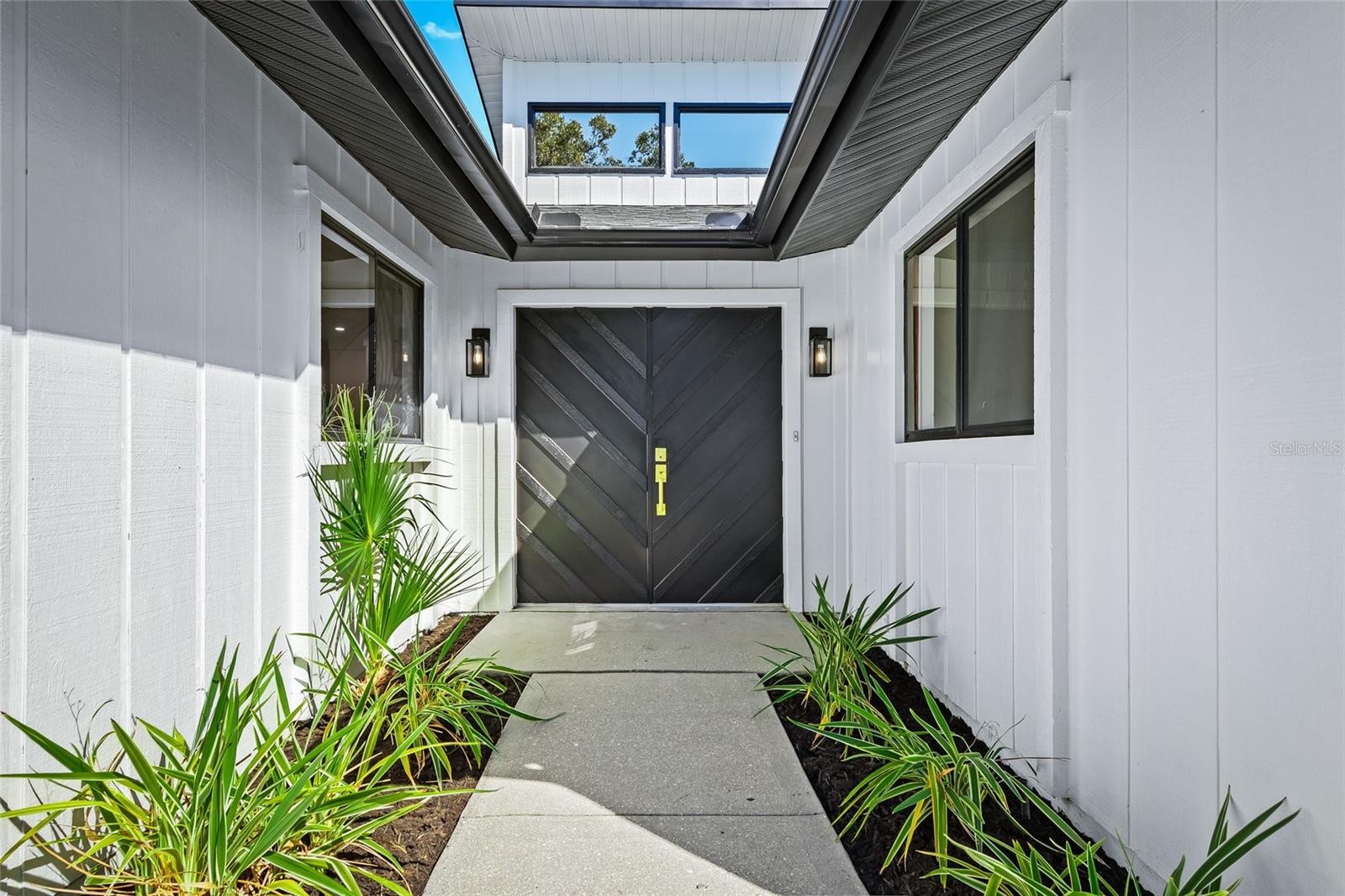 3651 COUNTRY PLACE BLVD