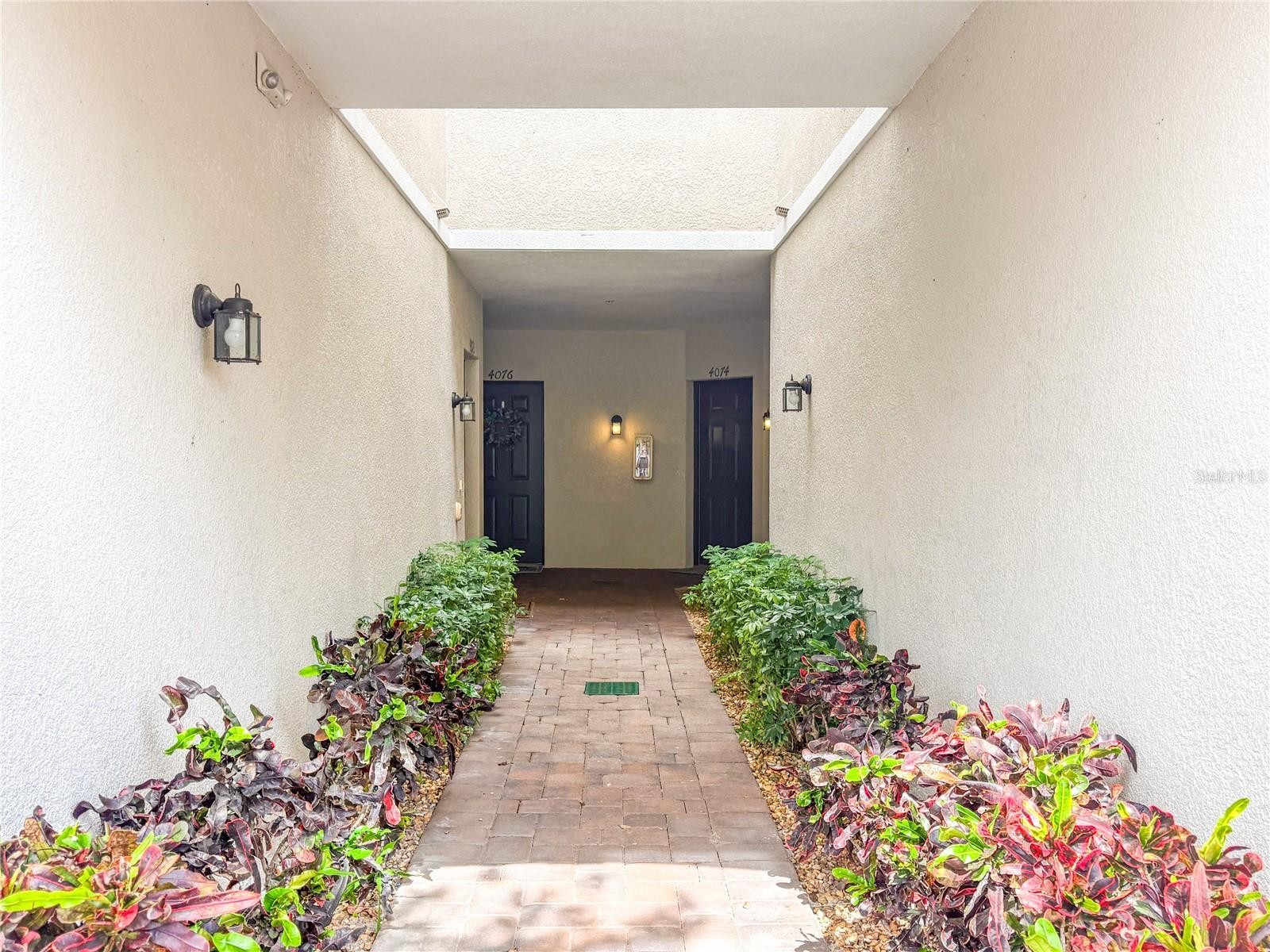 4078 OVERTURE CIR