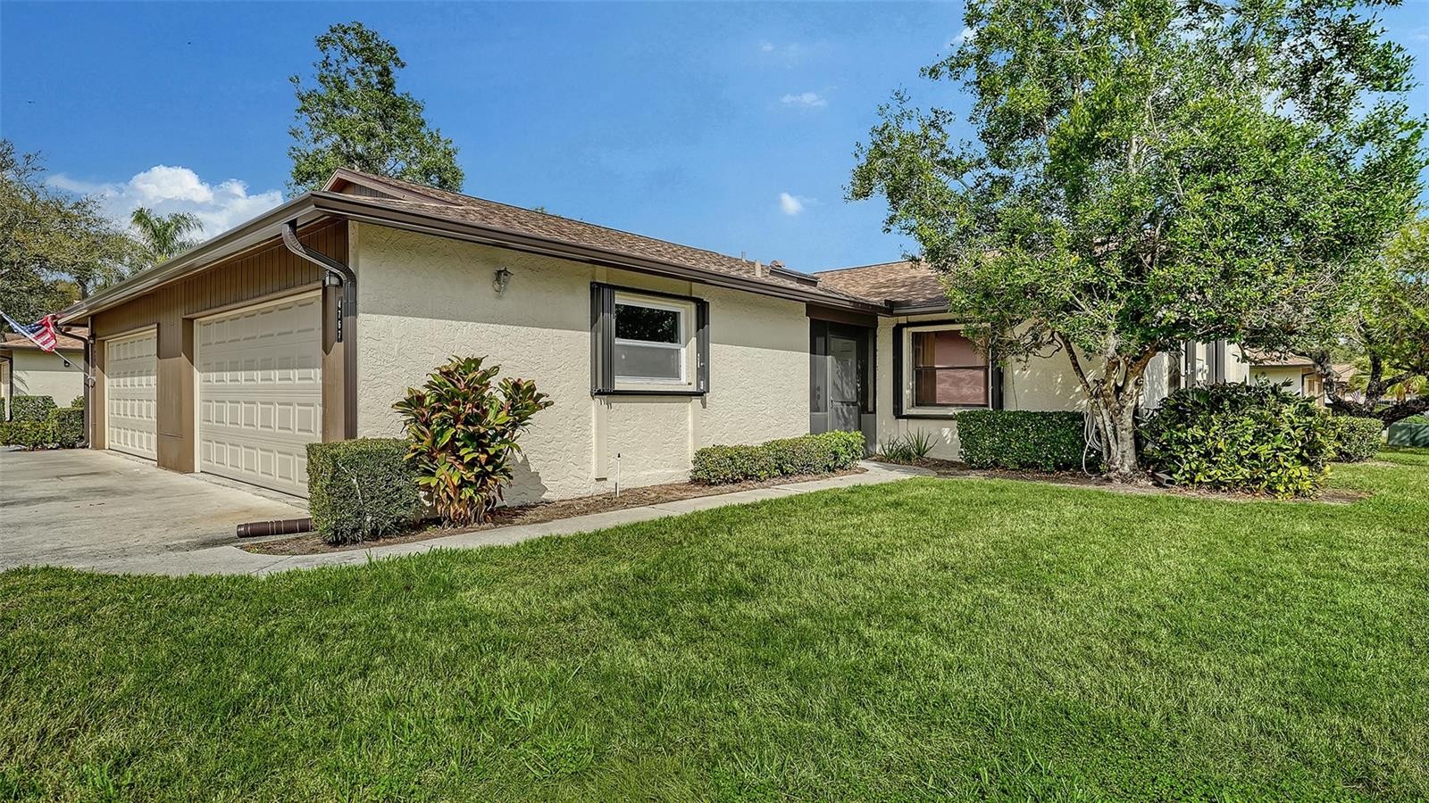 4767 OAK HILL CT #48