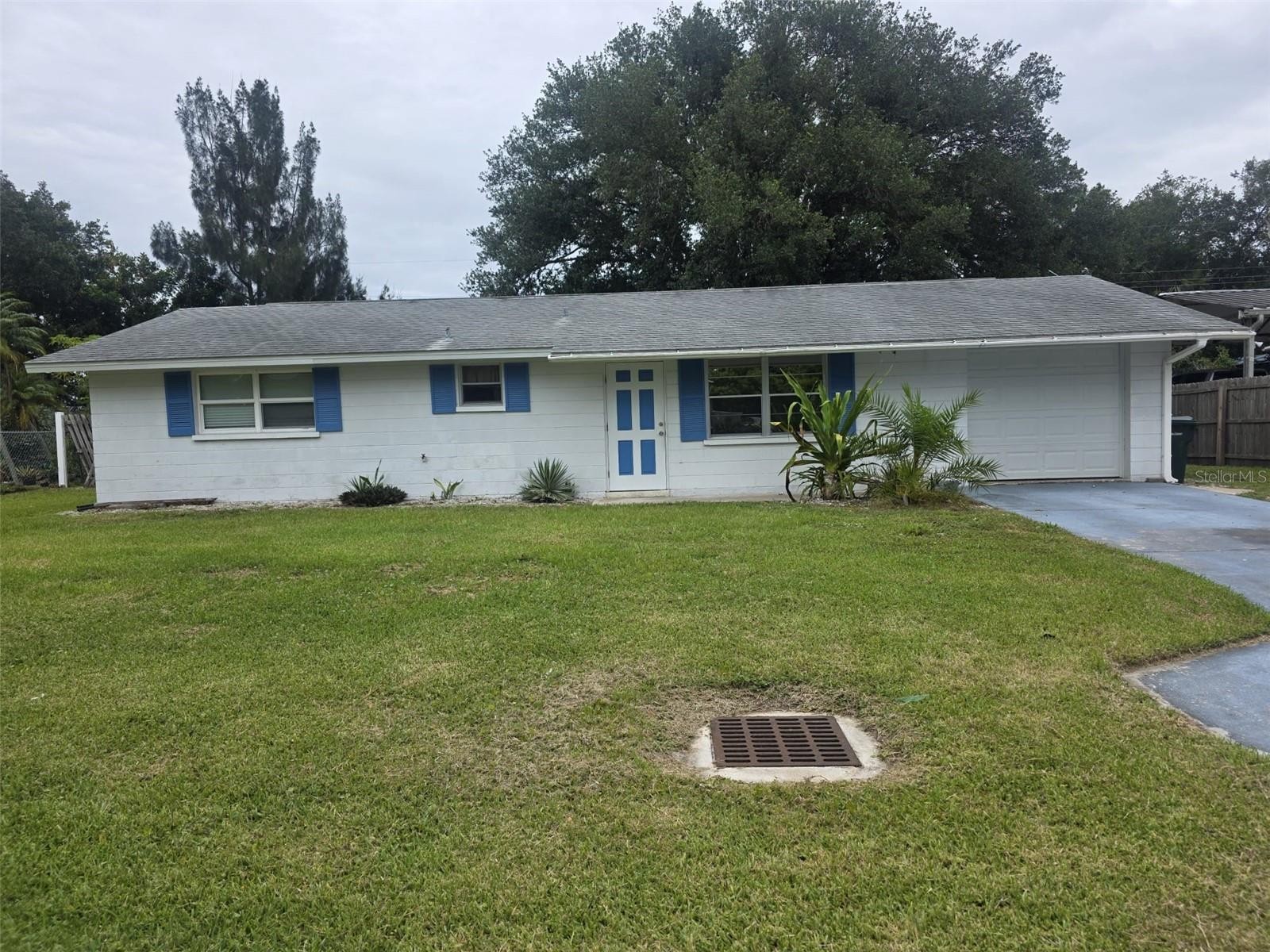 408 PINEWOOD AVE
